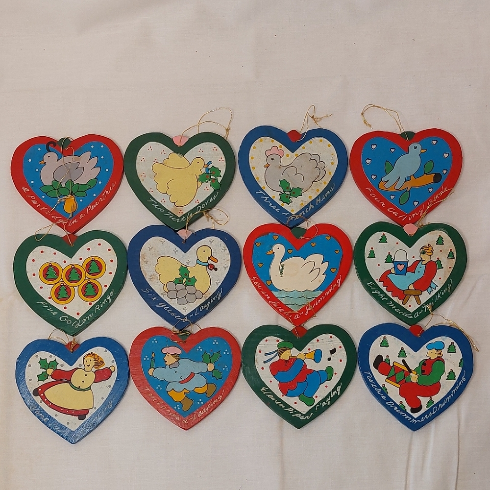 Vintage Colorful Wooden Heart-Shaped 12 Days Of Christmas Ornaments Set Of 12